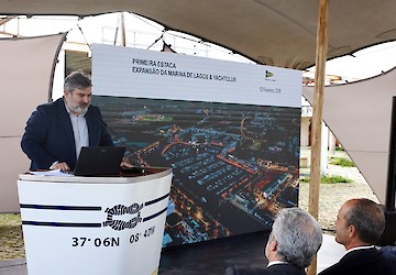 Expansão da Marina de Lagos em curso com o lançamento da primeira estaca