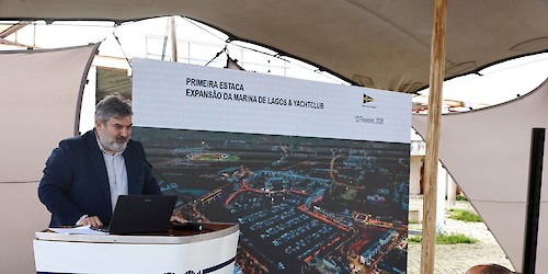 Expansão da Marina de Lagos em curso com o lançamento da primeira estaca