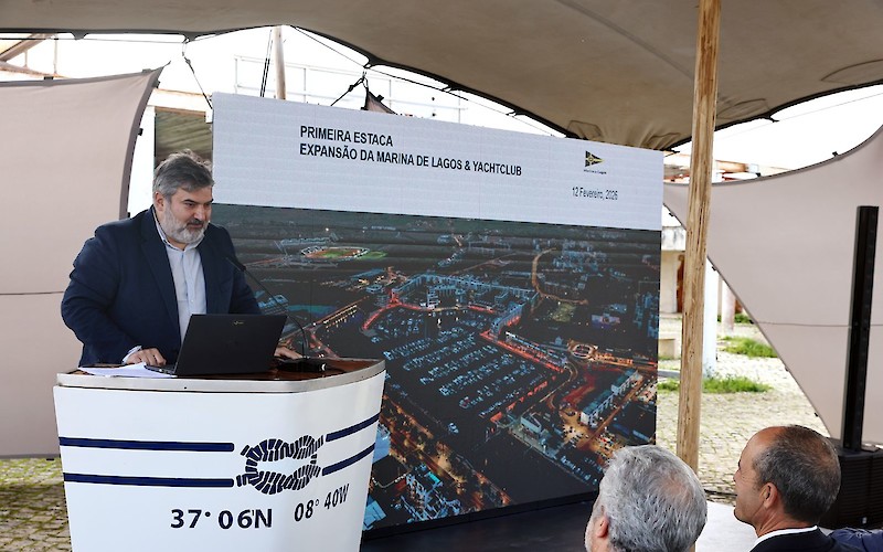 '.$destaque->title.'