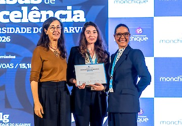 Água Monchique entrega Bolsa de Excelência a aluna da Universidade do Algarve