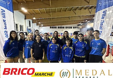 Clube de Natação de Lagos alcança vários pódios e recordes pessoais no Campeonato Regional de Infantis
