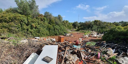 Polícia Municipal de Lagos fiscaliza deposição ilegal de resíduos