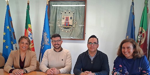 Câmara Municipal de Aljezur renova Protocolos com Associações