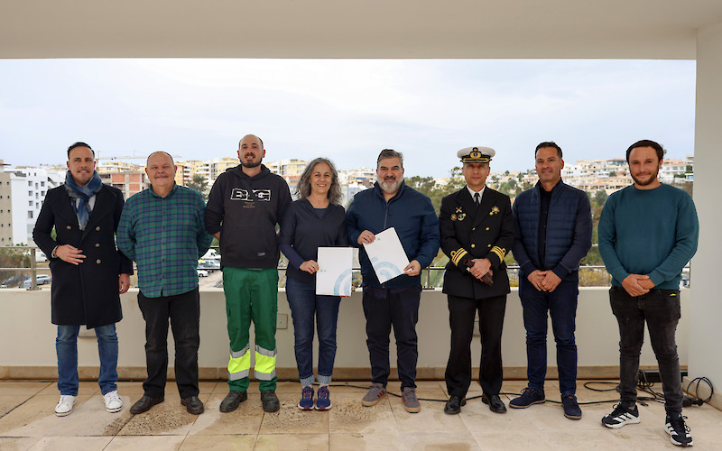 '.$destaque->title.'