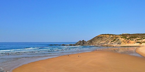 Procedimento Concursal para atribuição de Licenças de Actividades de Comercialização de Produtos Alimentares Pré-Confeccionados nas Praias de Aljezur