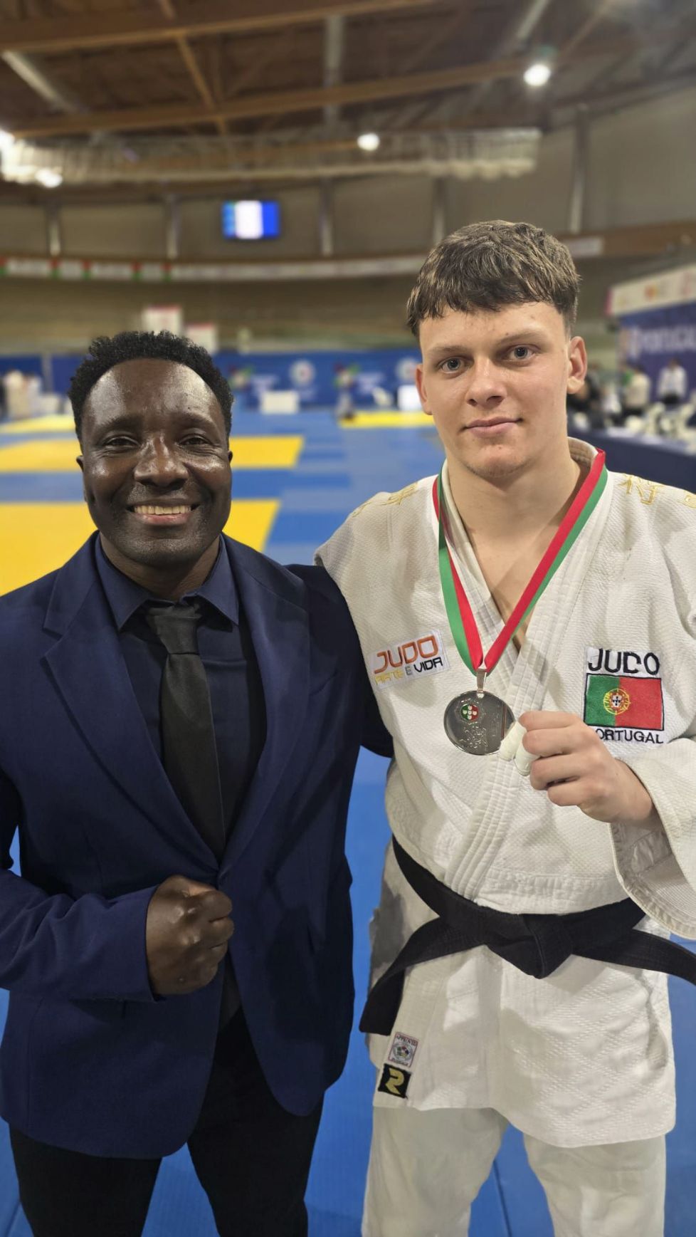 Responsável Técnico, Treinador Principal e Fundador do Judo Clube de Lagos, Mestre Matias Luwawa, aceita proposta irrecusável do estrangeiro e deixa o Clube após 20 anos