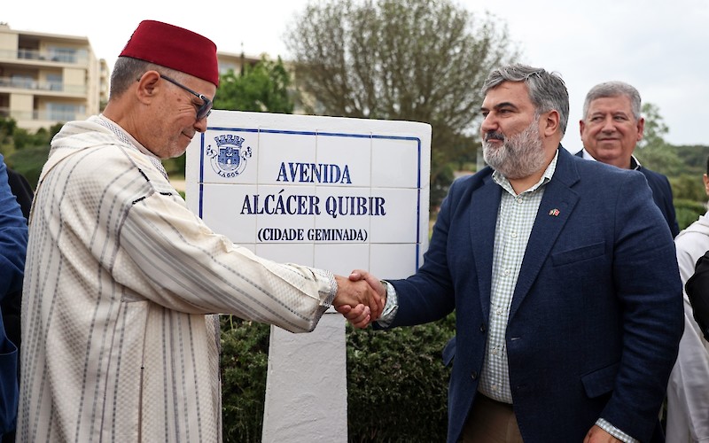 '.$destaque->title.'