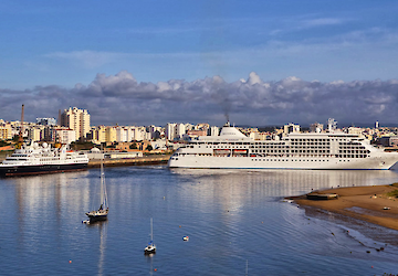 Concluídas as dragagens de manutenção no Porto de Portimão antes da data prevista