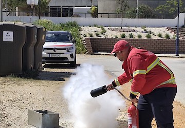Município de Vila do Bispo reforça sensibilização para o uso de extintores