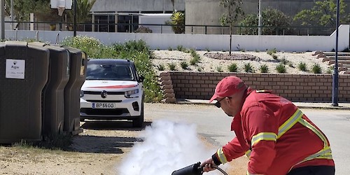 Município de Vila do Bispo reforça sensibilização para o uso de extintores
