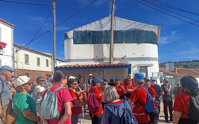 '.$destaque->title.'