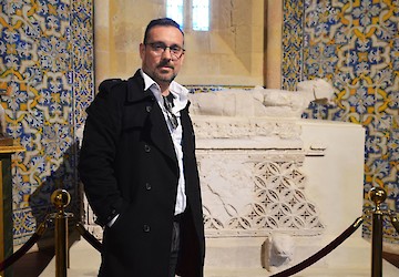 Fernando Pessanha, historiador algarvio, apresenta o livro "O cavaleiro Rui Valente - um pirata e corsário de Faro no Algarve do séc. XV" na Biblioteca Municipal Júlio Dantas