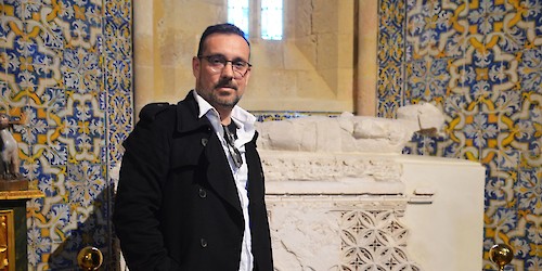 Fernando Pessanha, historiador algarvio, apresenta o livro "O cavaleiro Rui Valente - um pirata e corsário de Faro no Algarve do séc. XV" na Biblioteca Municipal Júlio Dantas