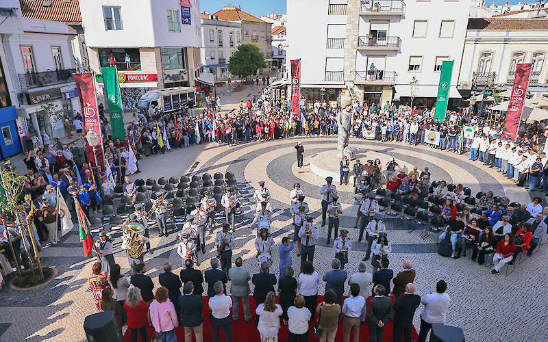 '.$destaque->title.'