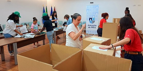 APCOI procura voluntários no Algarve para atividade em Armação de Pêra