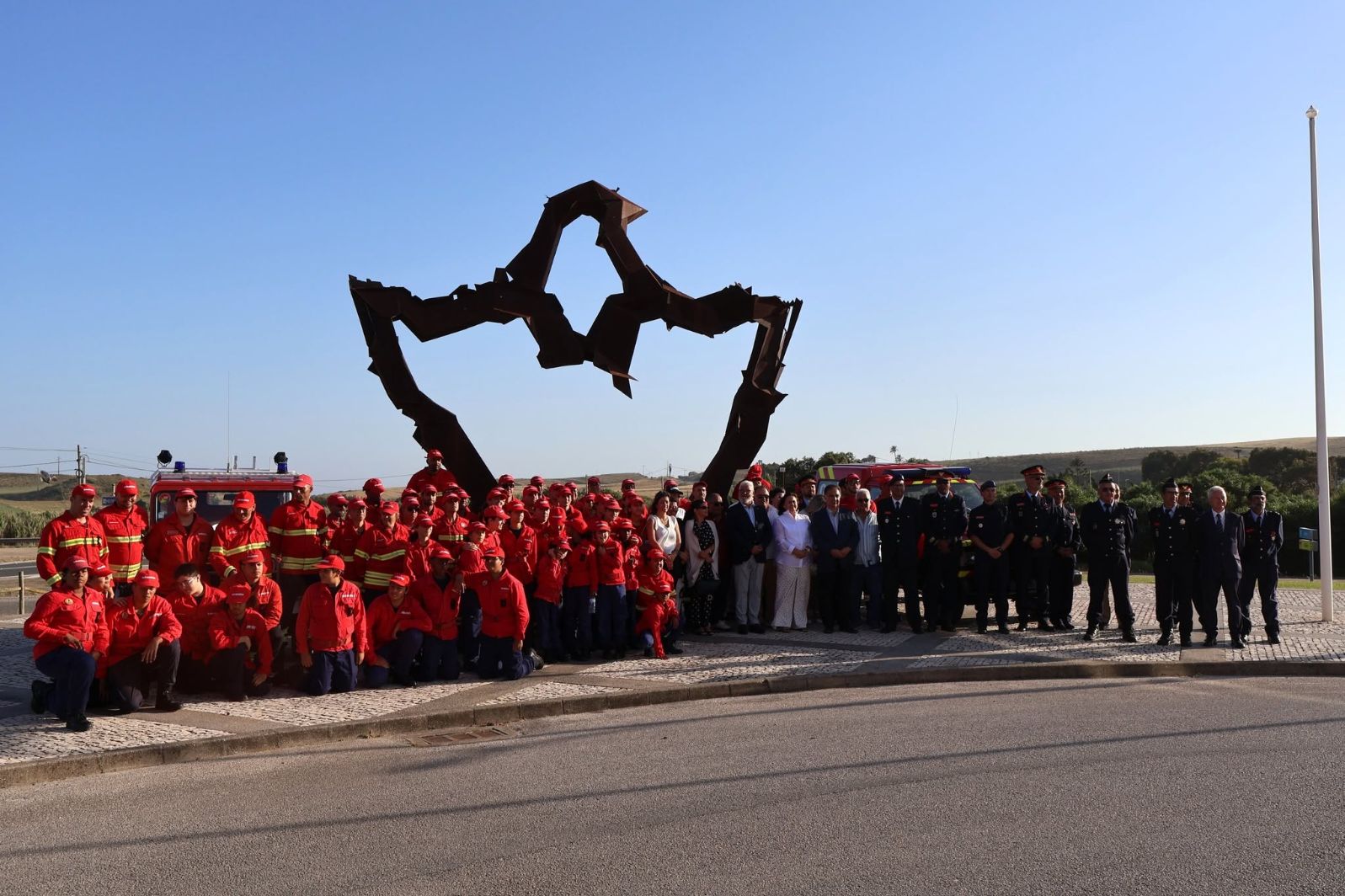 Câmara Municipal de Vila do Bispo é a primeira autarquia do Algarve a entregar uma viatura aos Bombeiros no âmbito do Algarve 2030
