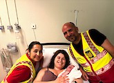 Parto em ambulância dos Bombeiros de Lagos
