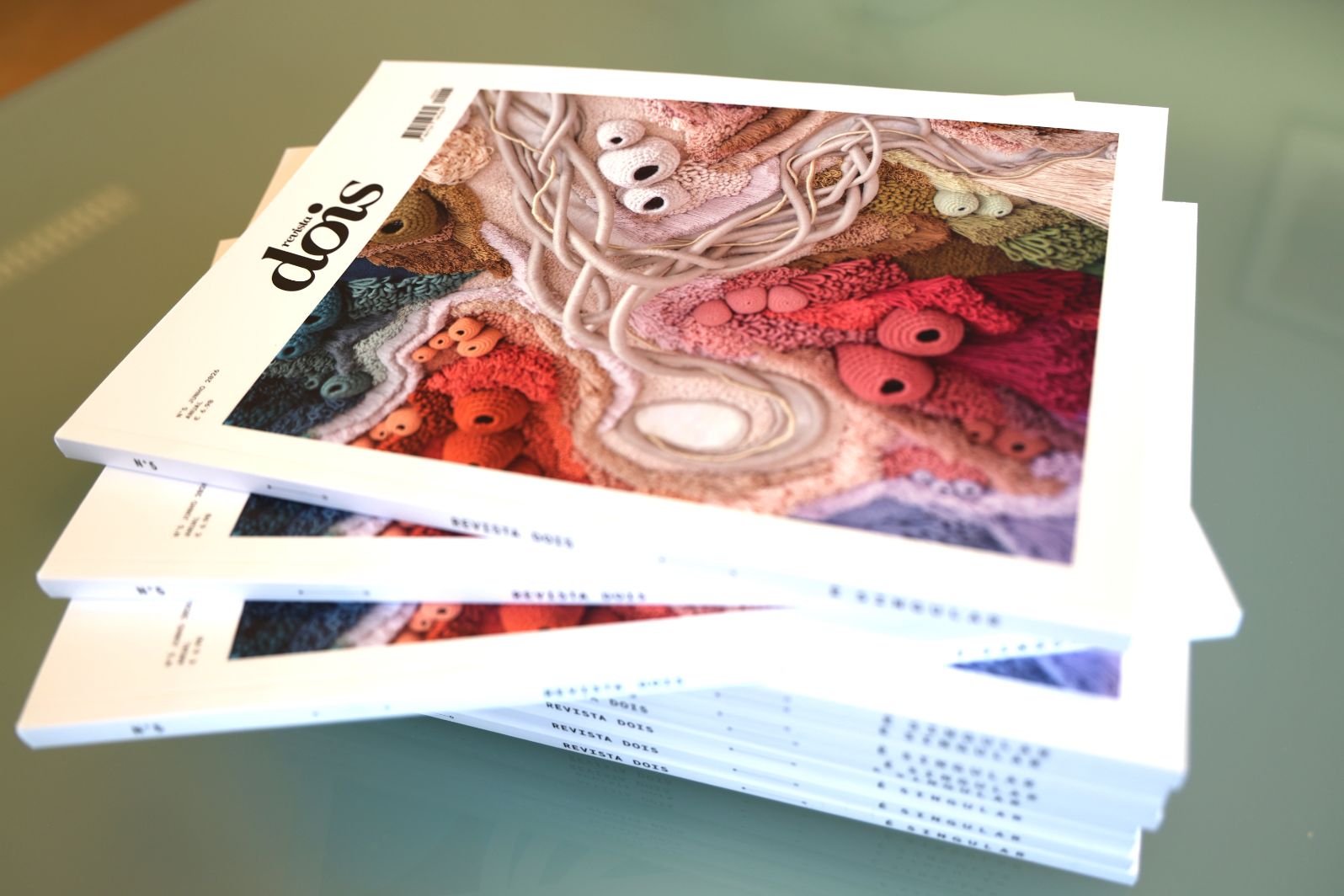 Há saúde na nova revista DOIS