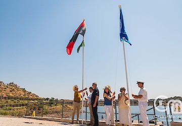 Hasteada pela primeira vez a única Bandeira Azul numa praia fluvial algarvia, no Centro de Atividades Náuticas da Barragem de Odeleite