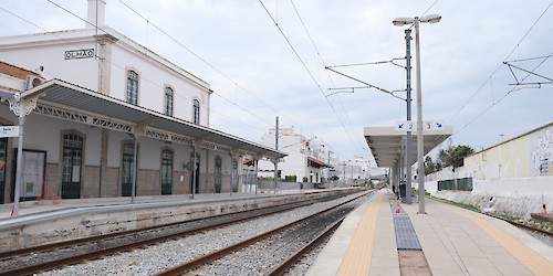 Serviço Regional de passageiros na Linha do Algarve passa a utilizar comboios elétricos