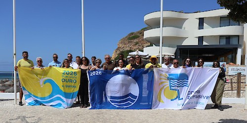 Vila do Bispo volta a hastear os galardões Bandeira Azul, Qualidade de Ouro e Praia Acessível