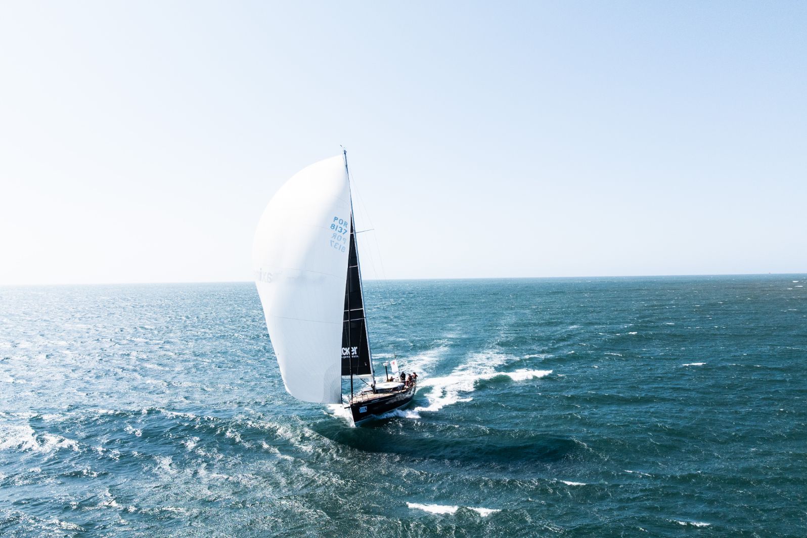 Volta a Portugal à Vela segue ao sabor do vento