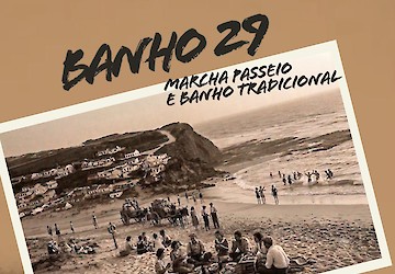 Banho 29 na Praia de Monte Clérigo em Aljezur