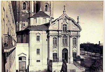 Santo António nasceu numa família da nobreza portuguesa?