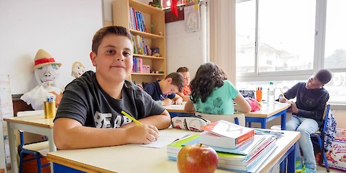 Projeto “Heróis da Fruta” põe os ALUNOS do Algarve a comer mais frutas e vegetais e a cuidar do ambiente nas ESCOLAS