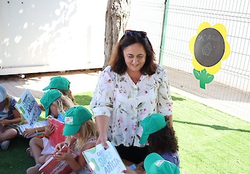 Câmara Municipal de Vila do Bispo apoia 439 alunos com a oferta de cadernos e fichas