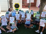 Câmara Municipal de Vila do Bispo apoia 439 alunos com a oferta de cadernos e fichas - 1
