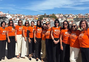 Mulheres Social Democratas Do Algarve visitaram a Assembleia da  República