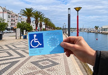 Lagos: O Espaço Cidadão Informa – Cartão de Estacionamento para Pessoas com Deficiência