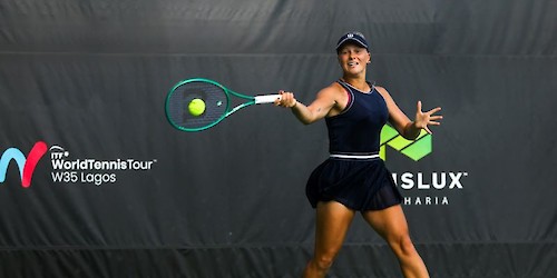 Angelina Voloshchuk e Milana Ivantsiv passam à segunda ronda