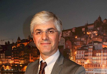 Cirurgião português é nomeado presidente da Associação Internacional de Cirurgia Ambulatória