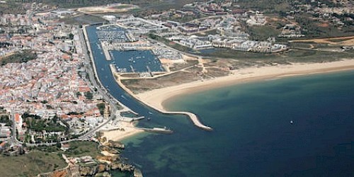 Porto de Lagos vai ser alvo de dragagem num investimento de 413.000 euros