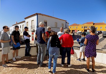 Percurso pelas ruas de Vila do Bispo deu a conhecer o Património Artístico Local