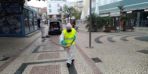 Câmaras de Lagos e Vila do Bispo procedem à desinfecção de espaços públicos