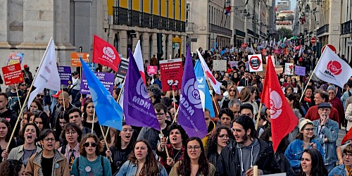 Saudação do Núcleo de Lagos do Movimento Democrático de Mulheres