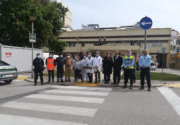 A Polícia Marítima juntou-se às homenagens aos profissionais de saúde