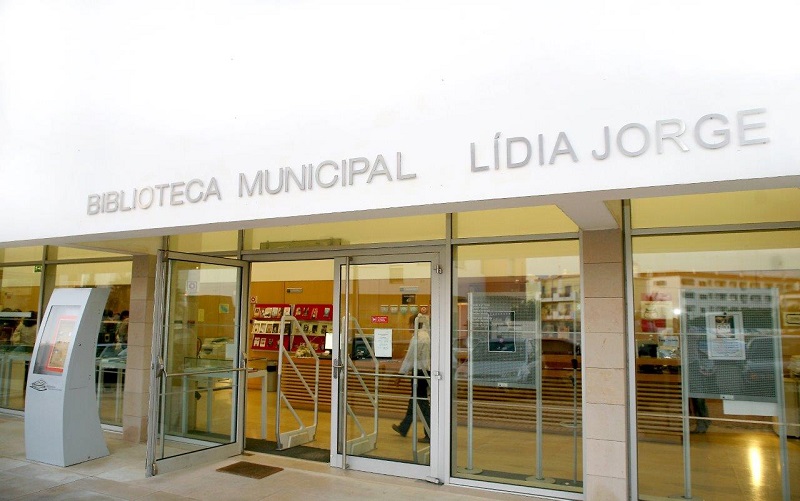 Biblioteca municipal de Albufeira retoma serviço de entrega de livros