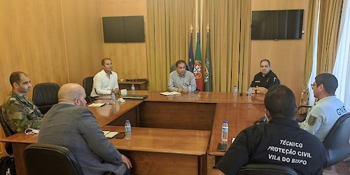 José Apolinário visita Vila do Bispo para reunião de articulação de resposta à pandemia