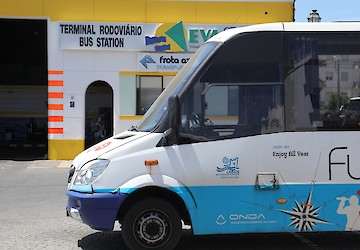 Lagos comparticipa serviços mínimos de transporte público rodoviário de passageiros