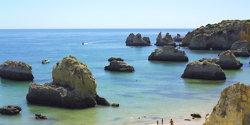 Praias do Algarve prontas para reabrir ao público