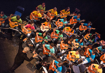 Município de Lagos renova apoio à Orquestra Juvenil de Guitarras do Algarve