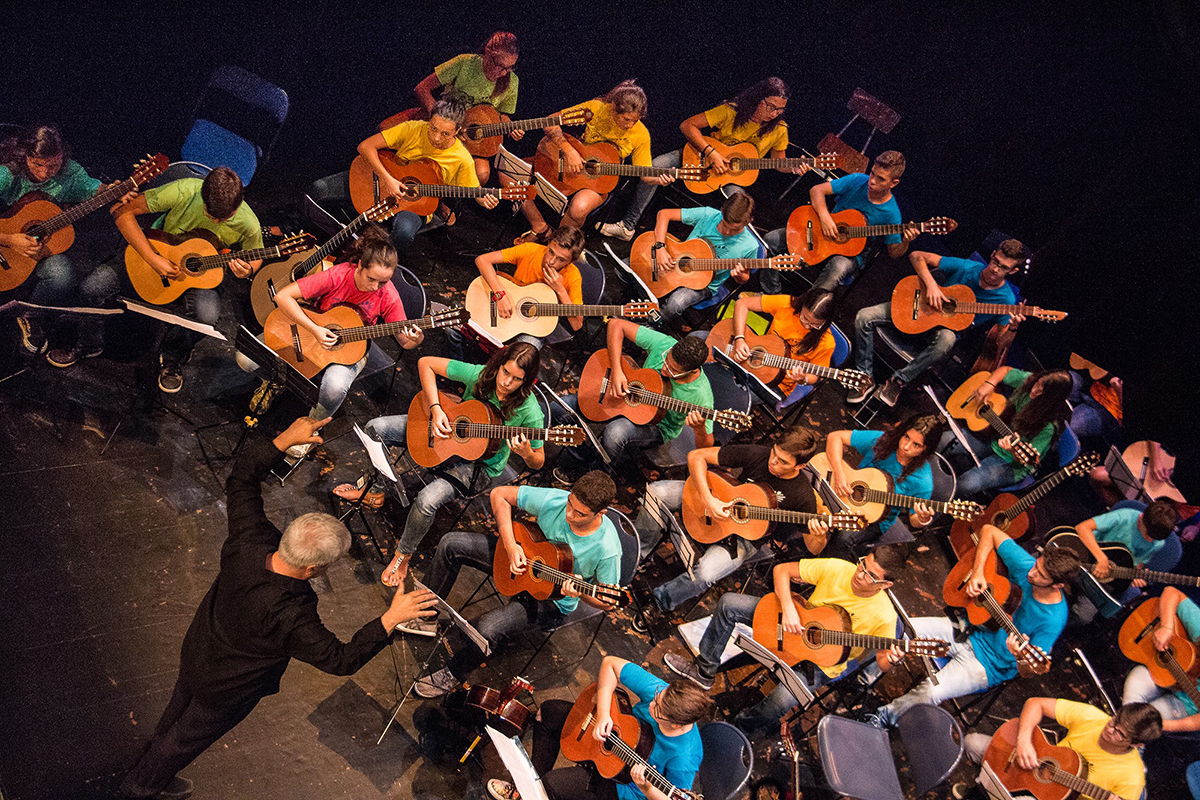 Município de Lagos renova apoio à Orquestra Juvenil de Guitarras do Algarve
