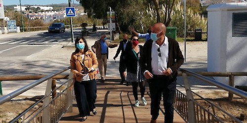 Está concluída e aberta ao público a obra do Pontão Pedonal sobre a Ribeira de Aljezur