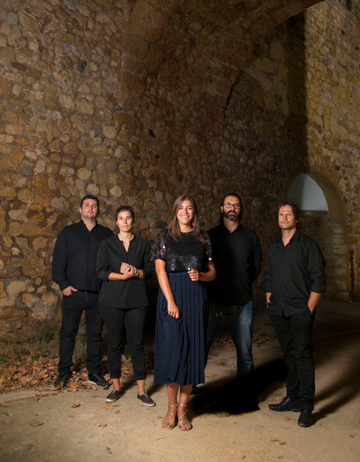 Autarquia lacobrigense apoia criação musical de artistas locais e dá a conhecer grupo "Almatriz"