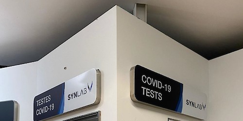 Covid-19: Variante da África do Sul detectada pela SYNLAB em Portugal