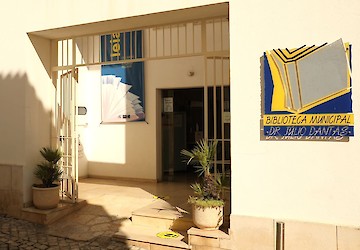 Biblioteca Municipal de Lagos volta a abrir portas a 15 de Março